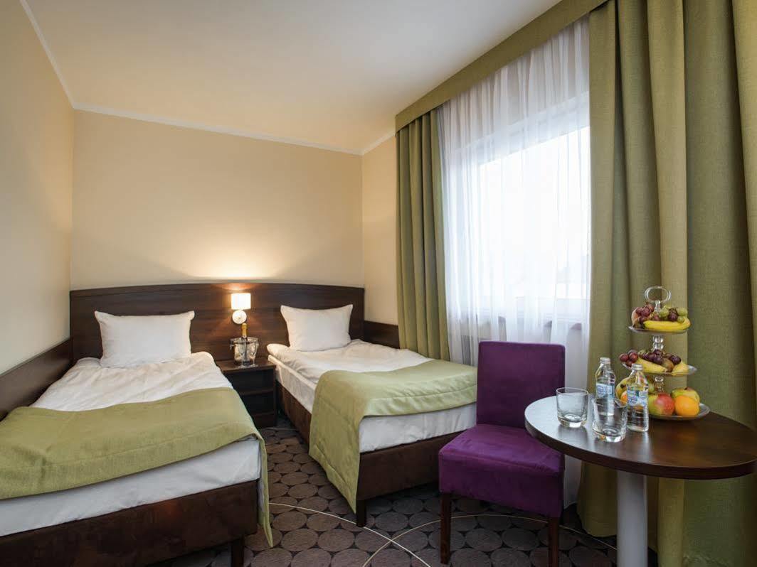 Aparthotel Travel Krakow Bagian luar foto